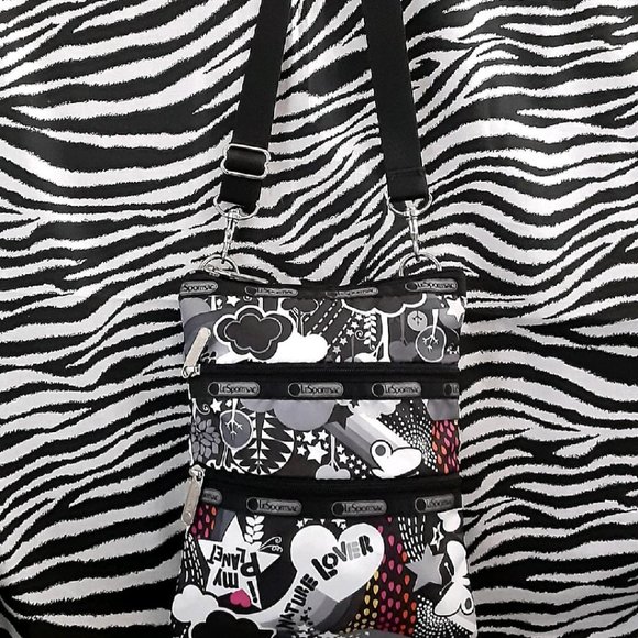 LOVE MY PLANET LeSPORTSAC BLACK, PINK & WHITE BAG - Picture 1 of 10
